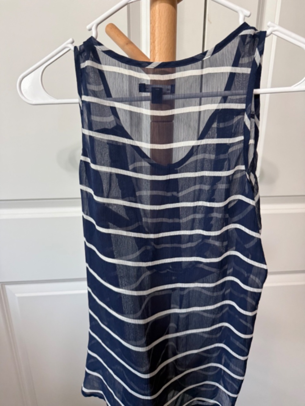 Gap Navy & White Striped Sheer Sleeveless Blouse Top Ruffle Detail Size M - Picture 3 of 3